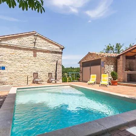 Authentic Istran House Peteh With Pool In Heart Of Istria Žminj
