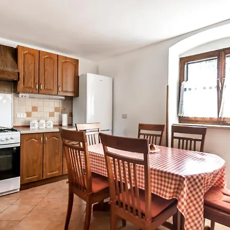 Authentic Istran House Peteh With Pool In Heart Of Istria Villa