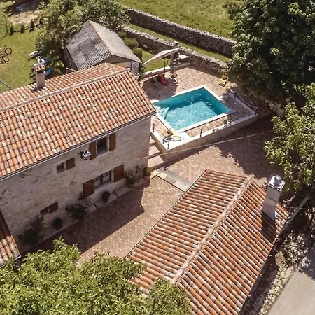 Authentic Istran House Peteh With Pool In Heart Of Istria