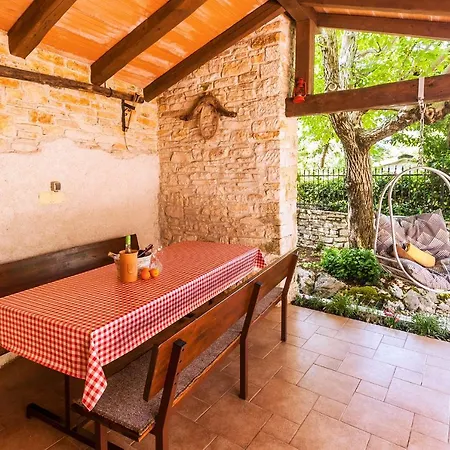 Villa Authentic Istran House Peteh With Pool In Heart Of Istria *