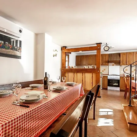 Authentic Istran House Peteh With Pool In Heart Of Istria * Žminj