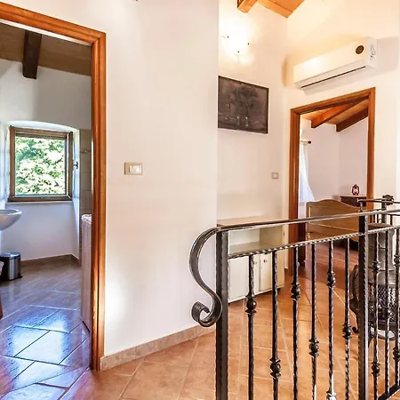 Authentic Istran House Peteh With Pool In Heart Of Istria Villa Žminj