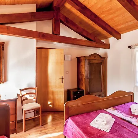 Authentic Istran House Peteh With Pool In Heart Of Istria Žminj