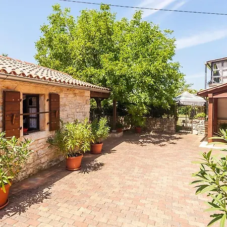 Βίλα Authentic Istran House Peteh With Pool In Heart Of Istria